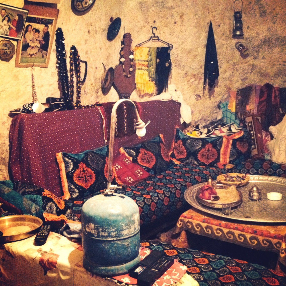 FesDayTripMidAtlasFatimaTroglodytedwellingJan2014-2