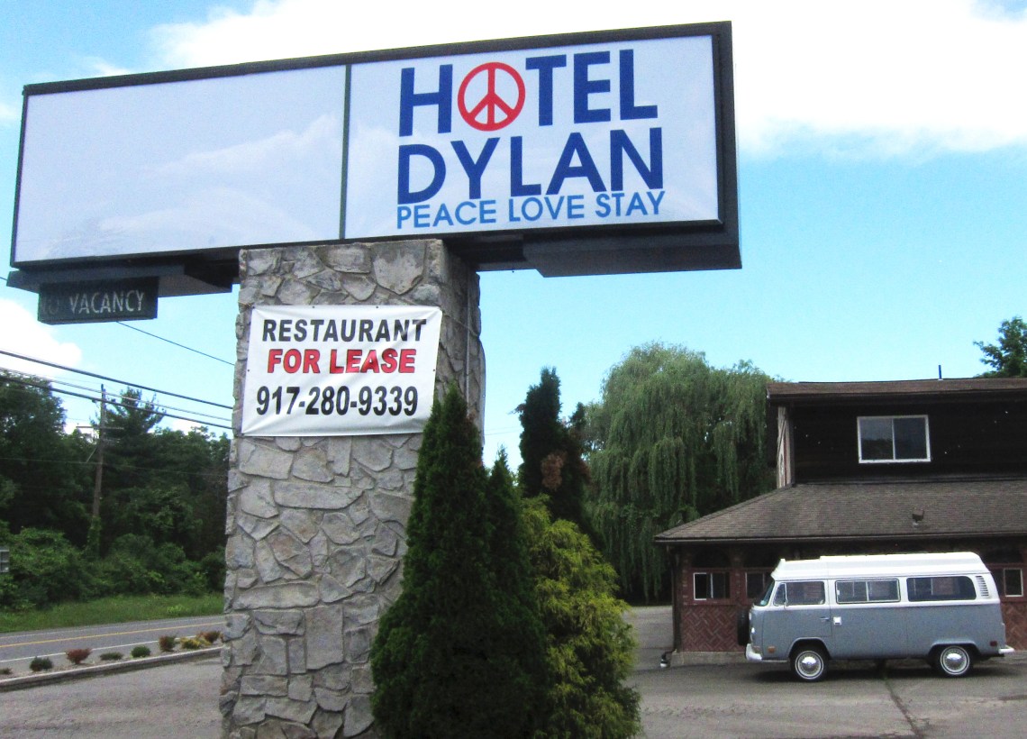 CatskillsUSWoodstockJune2014-10