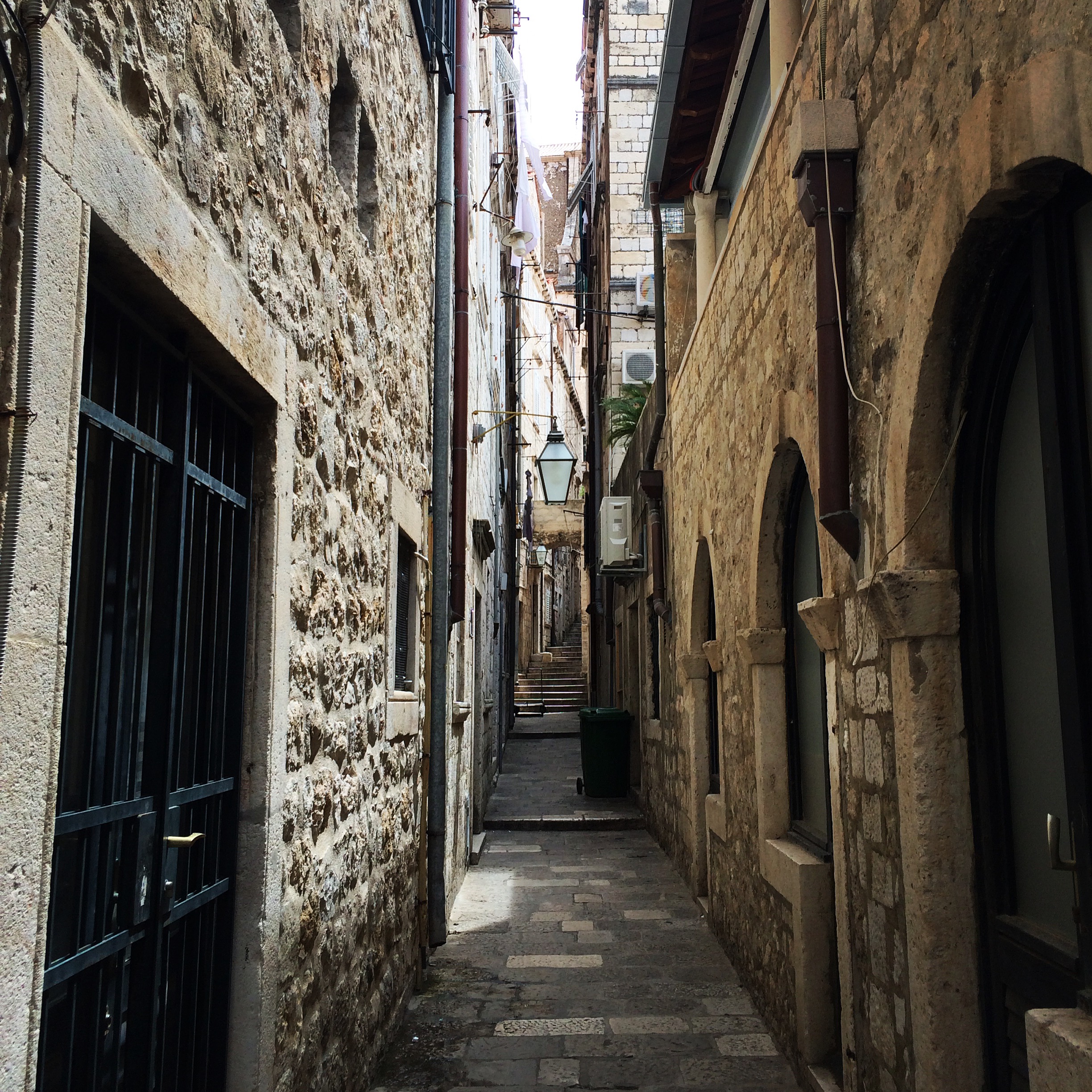 DubrovnikalleyCroatiaJune2016