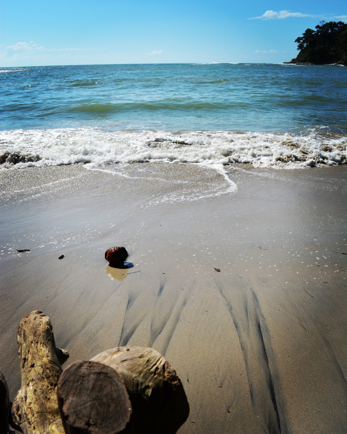 CostaRicaManuelAntoniobeach1