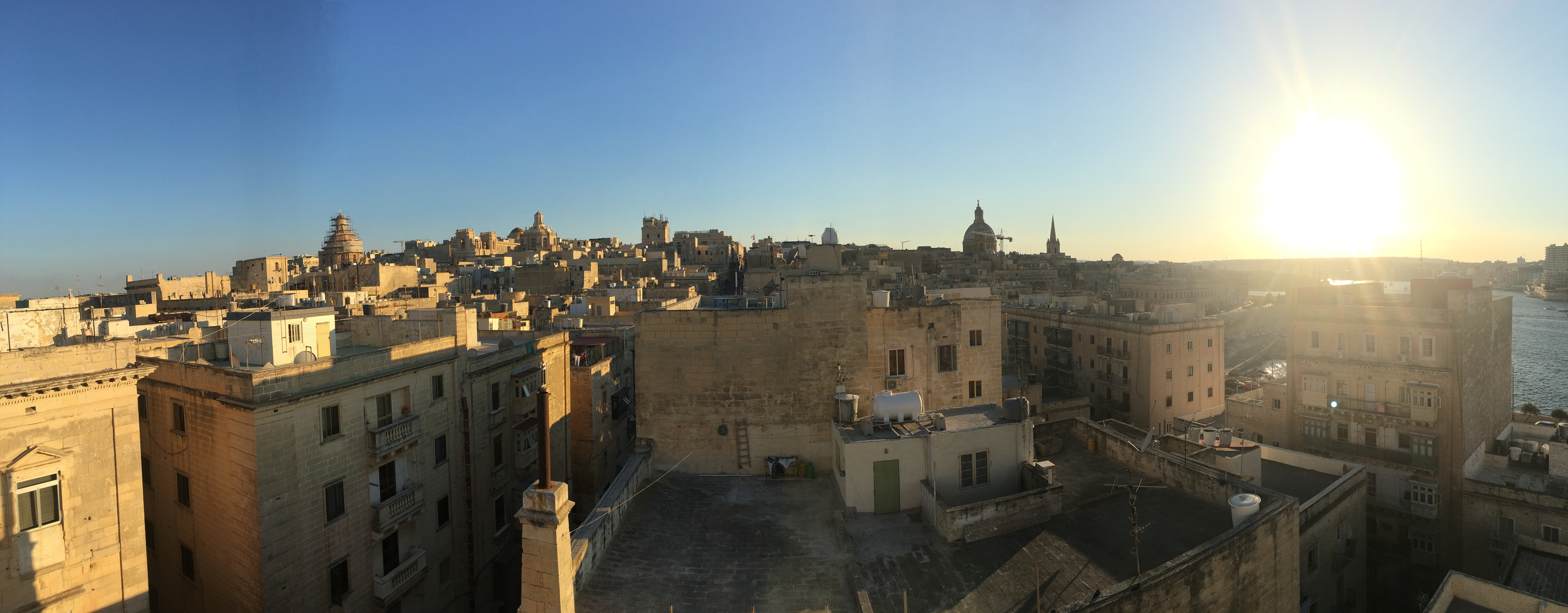 VallettaMaltarooftopviewJune2017-1