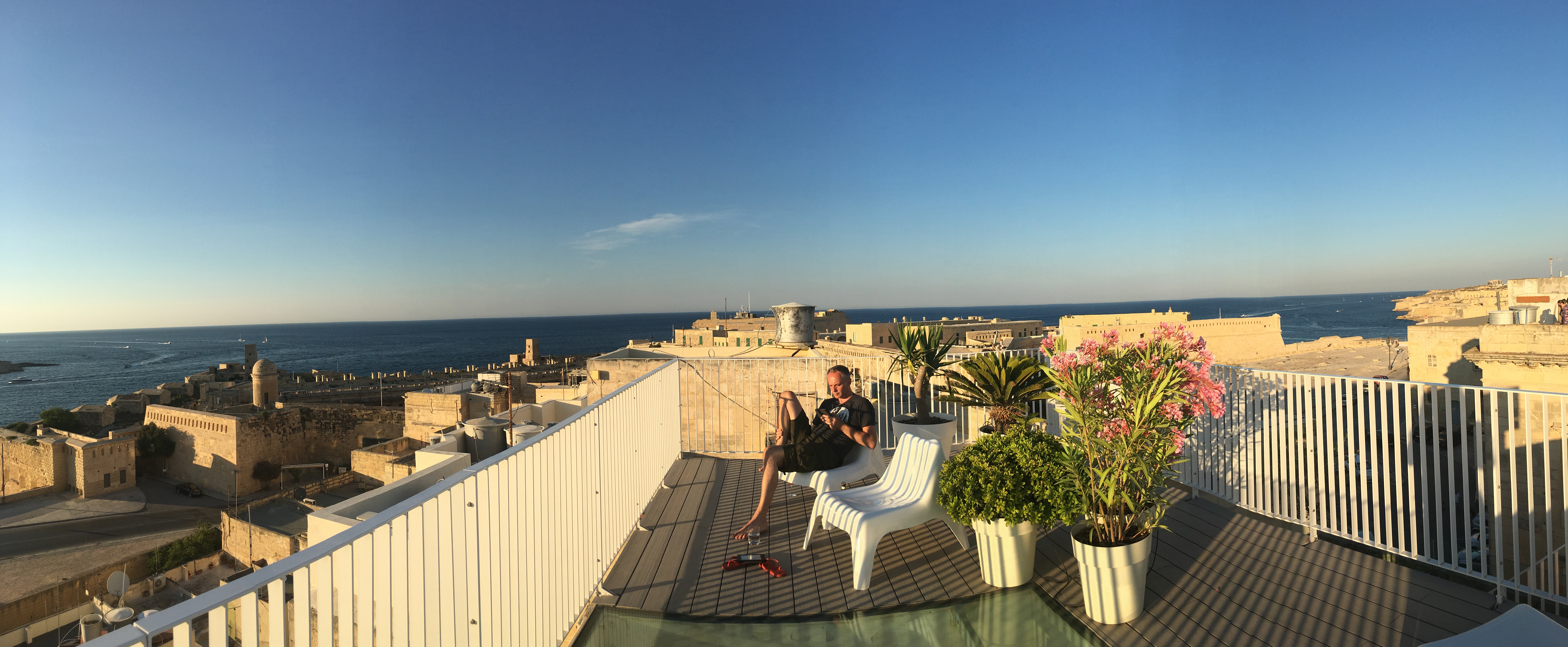VallettaMaltarooftopviewJune2017-2