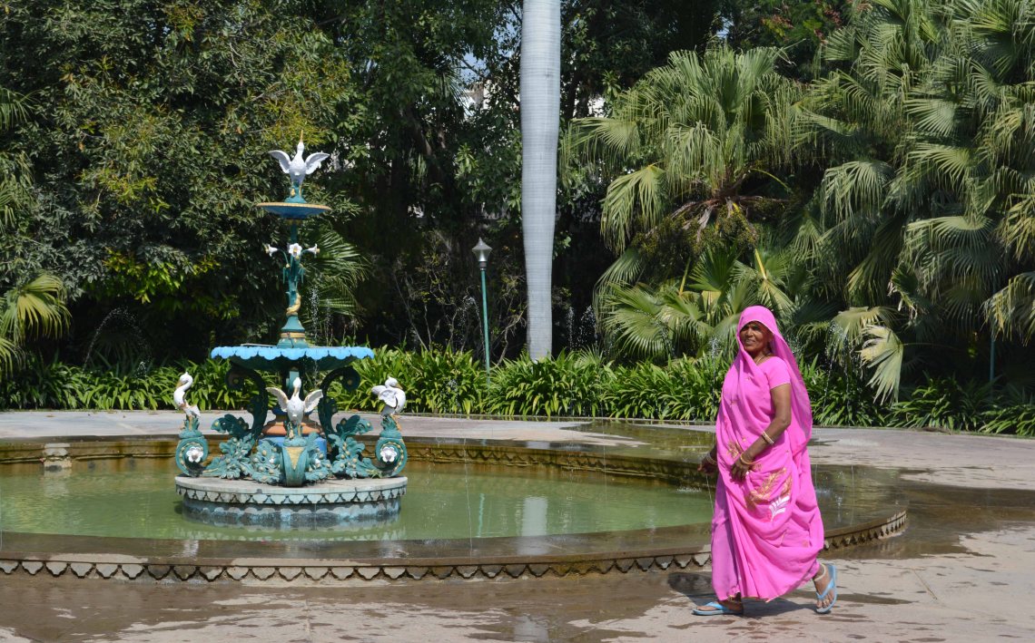 Udaipur2017IndiaSahelionKiBari6small