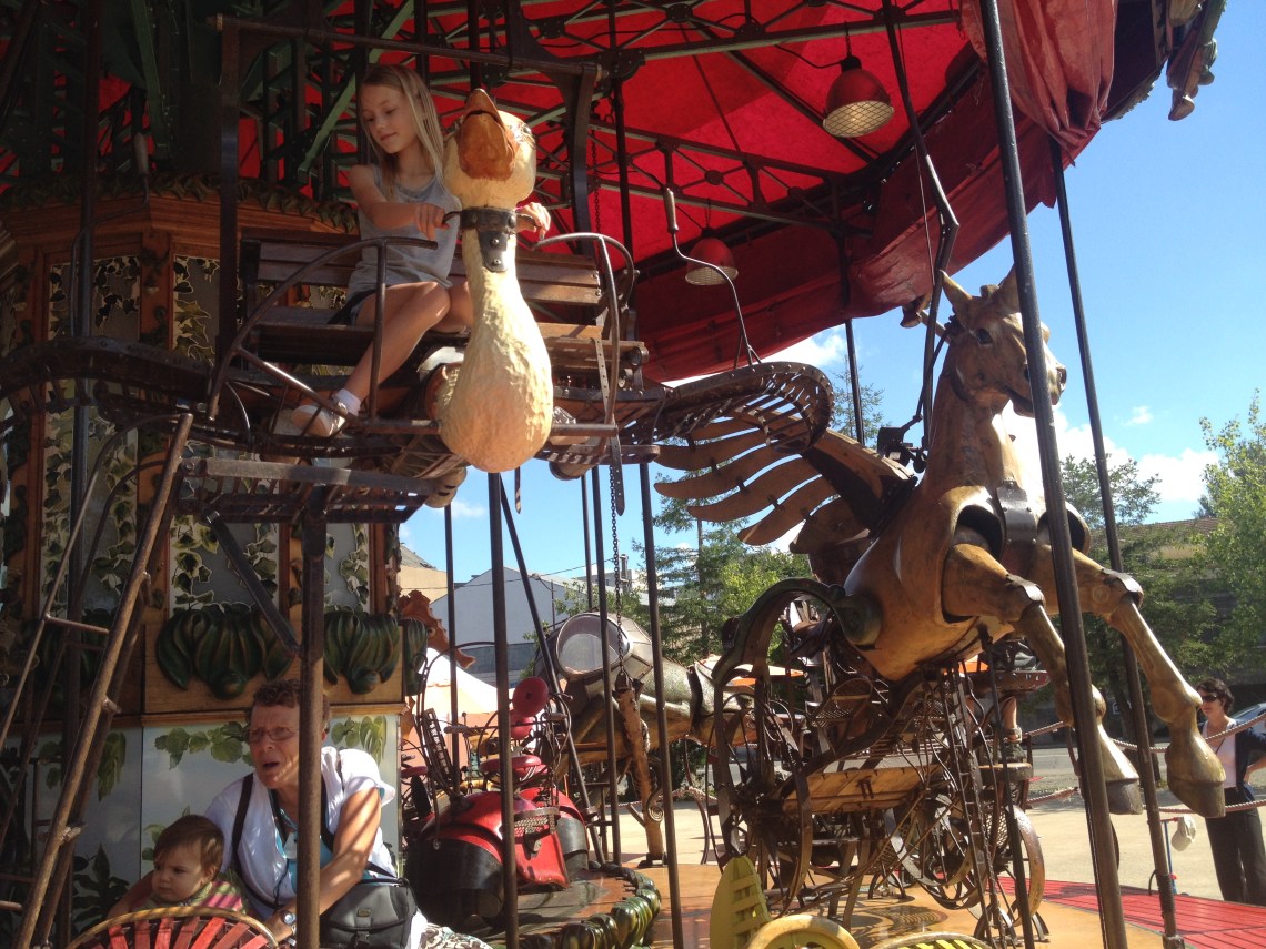 Nantessmallcarousel2014-3