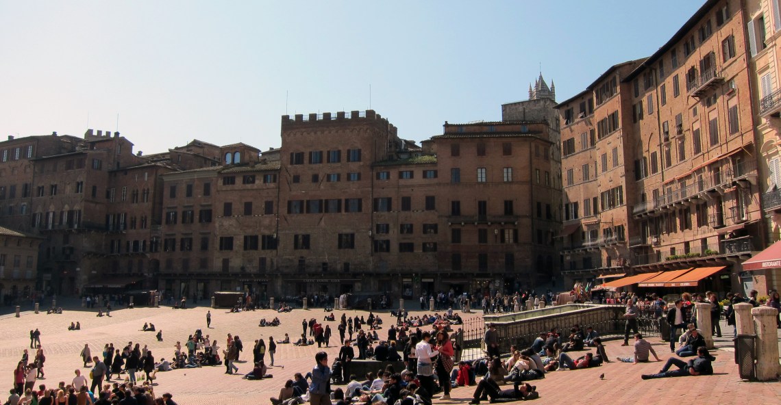 ItalySienaPiazzaDelCampoMarch2011