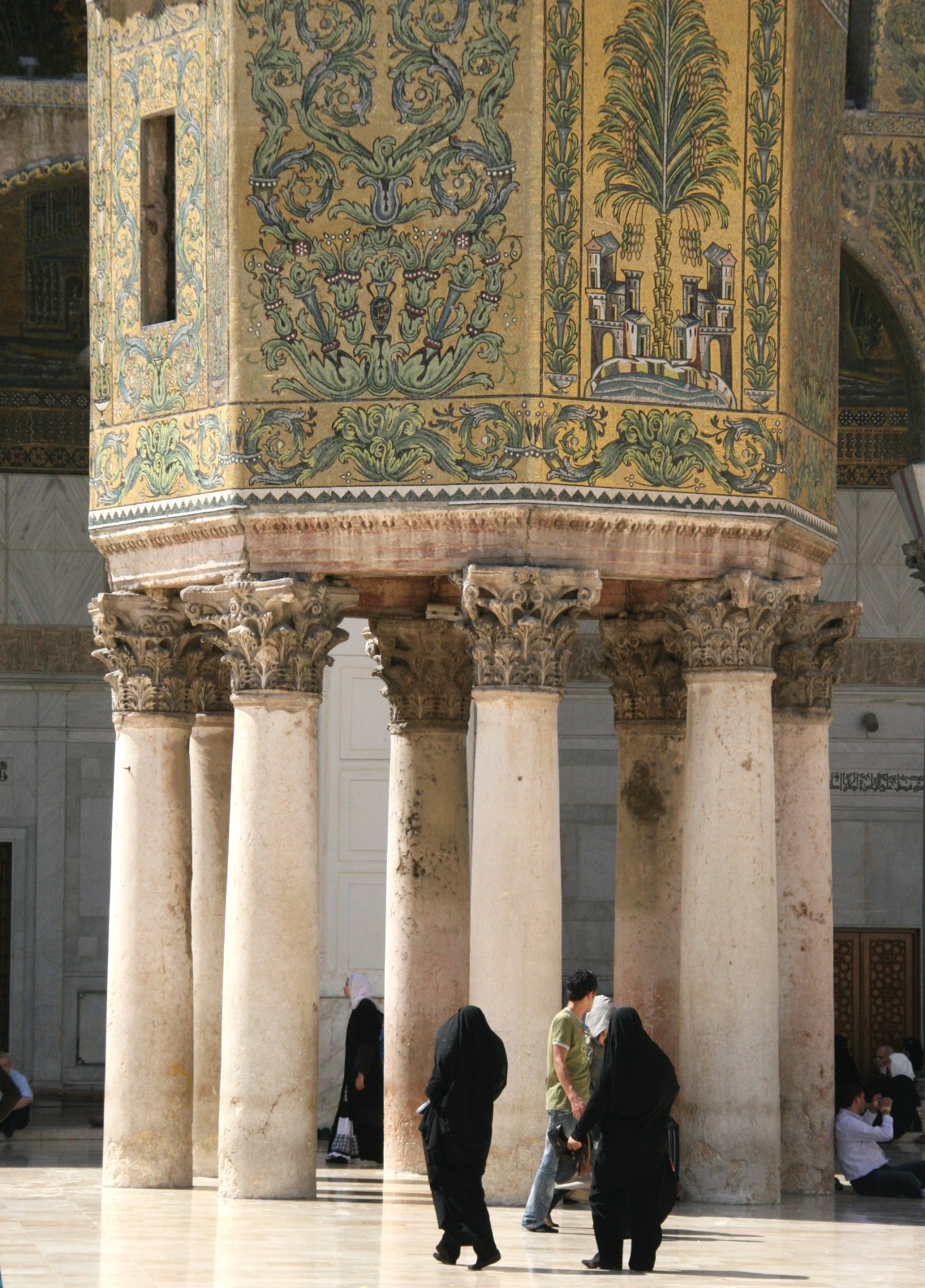 SyriaDamascusUmayyadmosqueSept2010-1